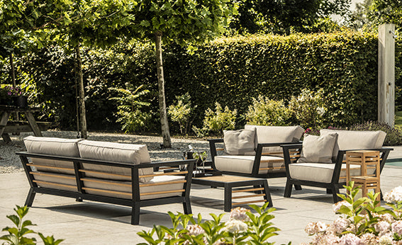 Guiño_Compania_ 4 pcs_lounge set_BLCK_Alu_Sand_sfeer