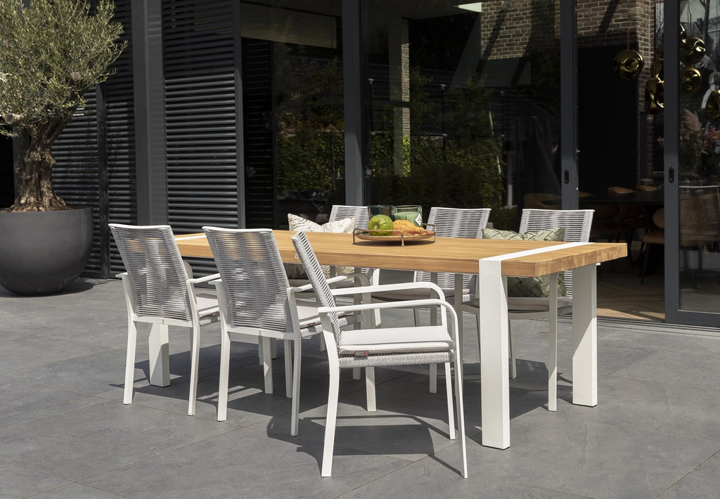 twilight met butterfly wit